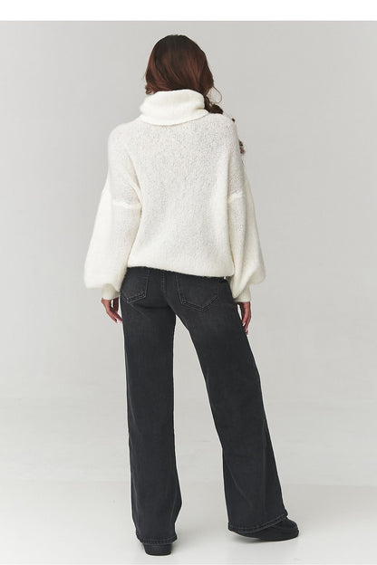  Turtleneck model 220793 Makadamia 