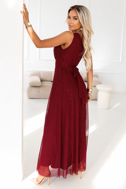  Long dress model 222140 Numoco 