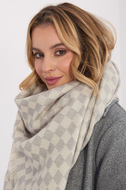  Shawl model 222302 AT 