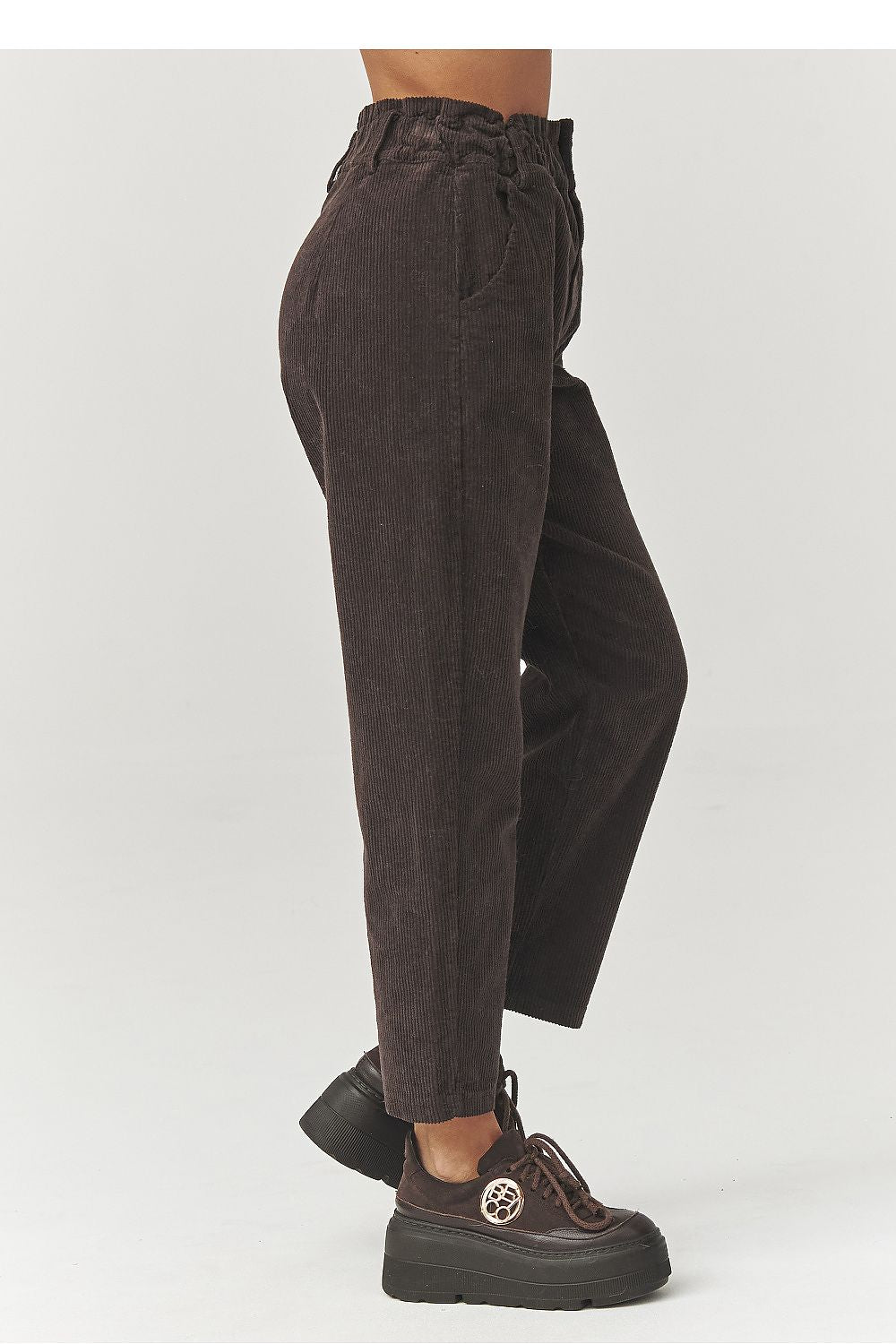  Women trousers model 223243 Makadamia 
