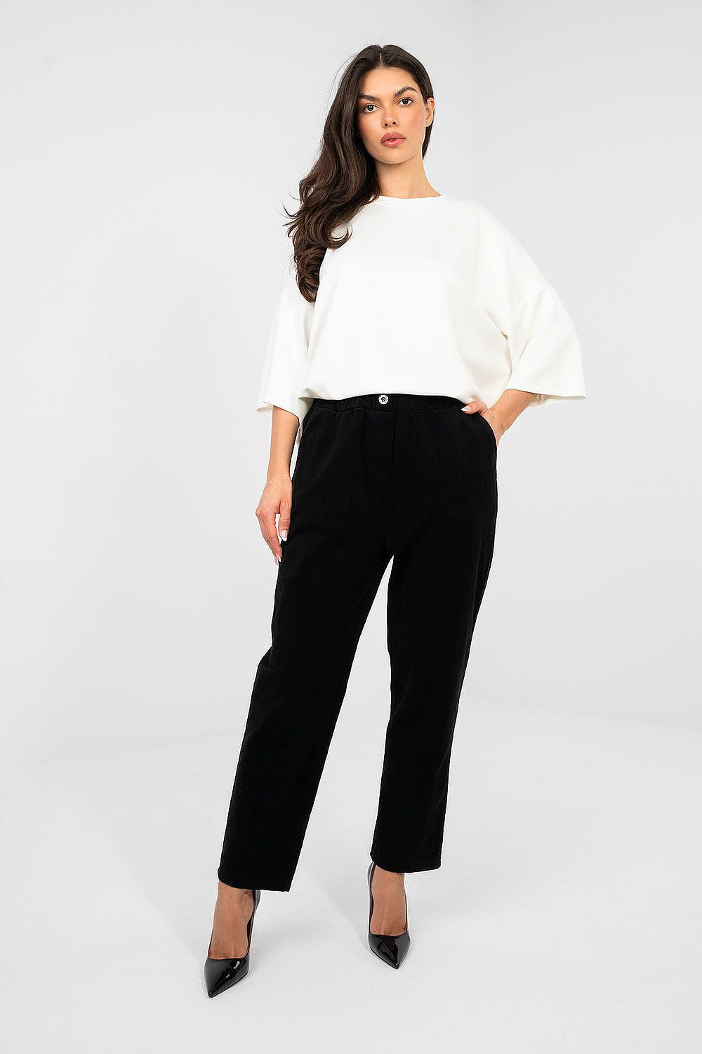  corduroy trousers model 224841 Italy Moda 